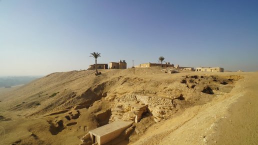 مصر تعلن اكتشاف مقبرة صخرية جديدة في منطقة سقارة الأثرية