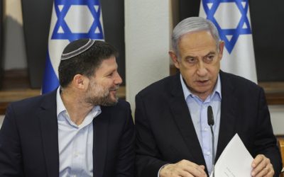 “وباء التسريبات”.. نتانياهو يطالب بإخضاع كبار المسؤولين لاختبار كشف الكذب