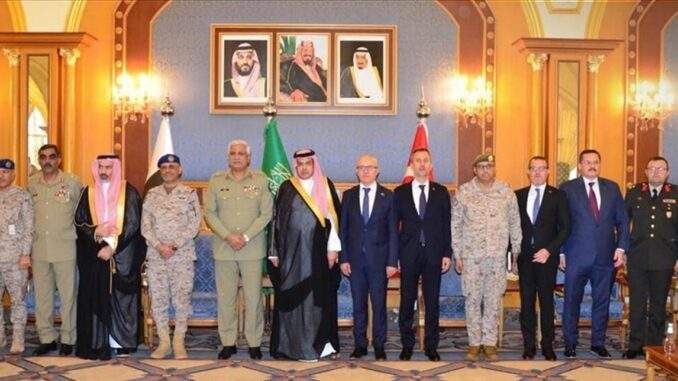 انتاج صناعات دفاعية مشتركة بين السعودية. تركيا . باكستان