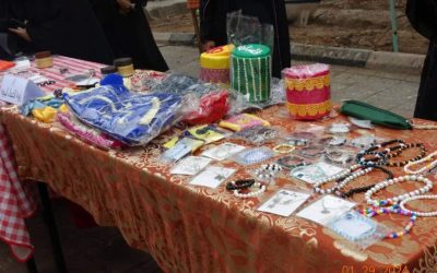 عدن:مبادرة هُن للفتيات الصم تنفذ البازار الجامعي للطلاب لدمج فئة الصم في المجتمع