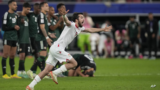 طاجيستان تصدم الإمارات وتنتزع تأهلا تاريخيا بكأس آسيا