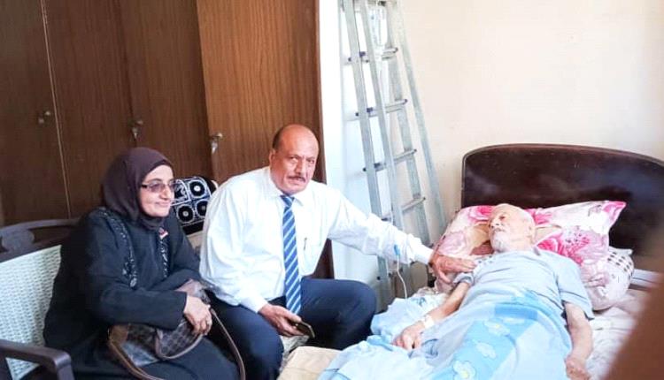 هرهرة وعبد القدوس يطمئنان على صحة الكاتب الصحفي فريد صحبي
