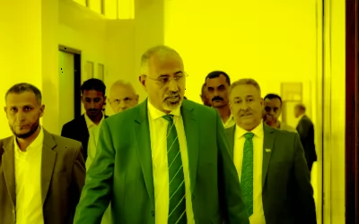 الرئيس عيدروس يزور الجمعية الوطنية