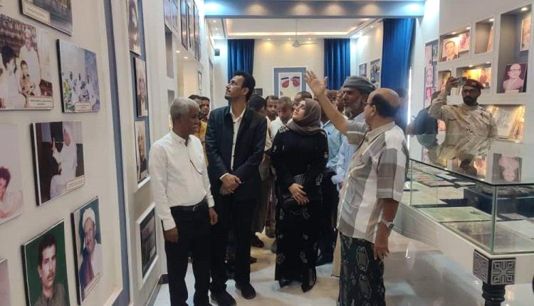 حضرموت تدشن فعاليات الذكرى الـ 24 لرحيل الشاعر الكبير حسين المحضار بمسقط رأسه مدينة الشحر