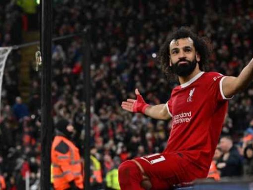 اليستر: صلاح سيبقى مع الريدز