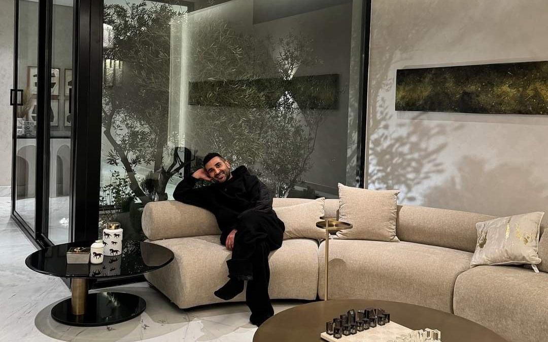 هدية من المملكة.. الفنان المصري أحمد_سعد يتلقى هدية عبارة عن منزل فخم من السعودية