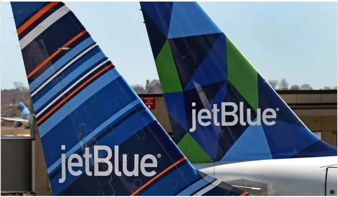 اصطدام طائرتين تابعتين لشركة JetBlue في أحد المطارات الأمريكية