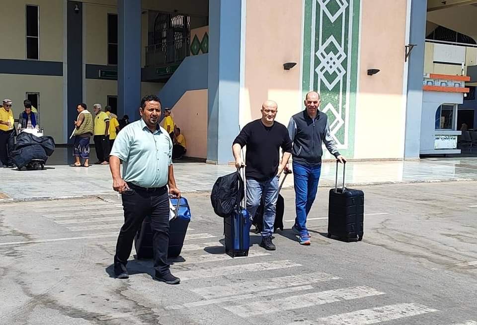 وصول مدرب المنتخب الوطني الأول لكرة القدم إلى عدن