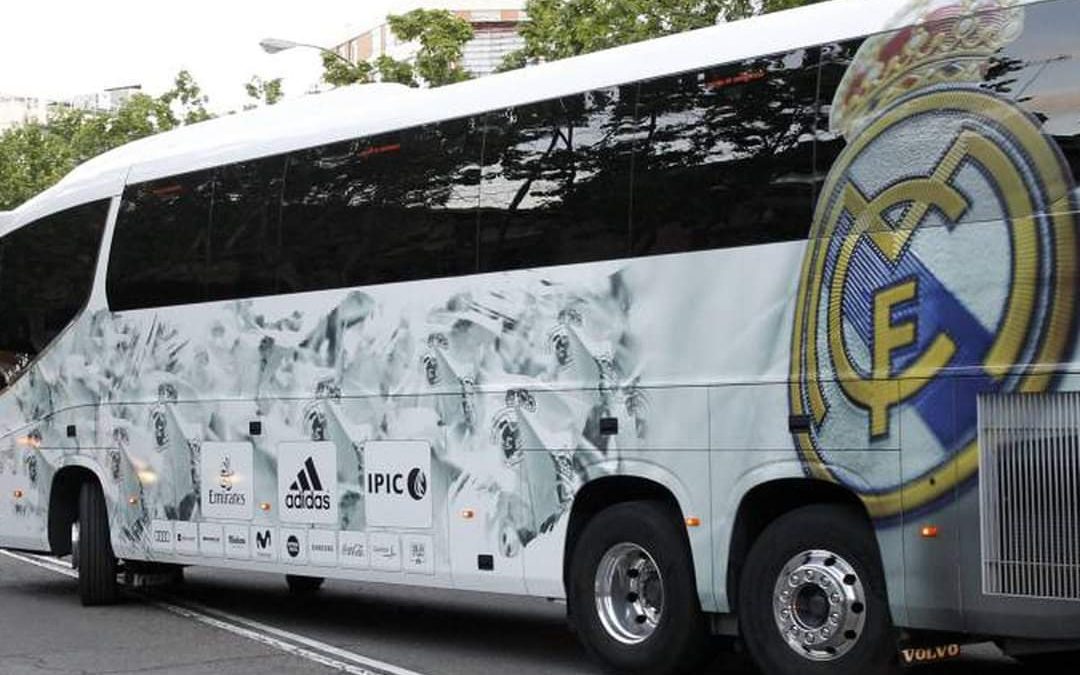 قبل مواجهة لايبزيج في دوري الأبطال.. حافلة ريال مدريد تتعرض لحادث في ألمانيا
