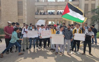 وقفة احتجاجية لطلاب قسم الـ IT في كلية الهندسة بجامعة عدن