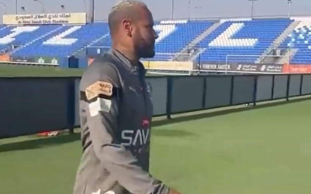 أصبح بدينا.. نيمار يظهر بوزن زائد خلال تدريبات الهلال