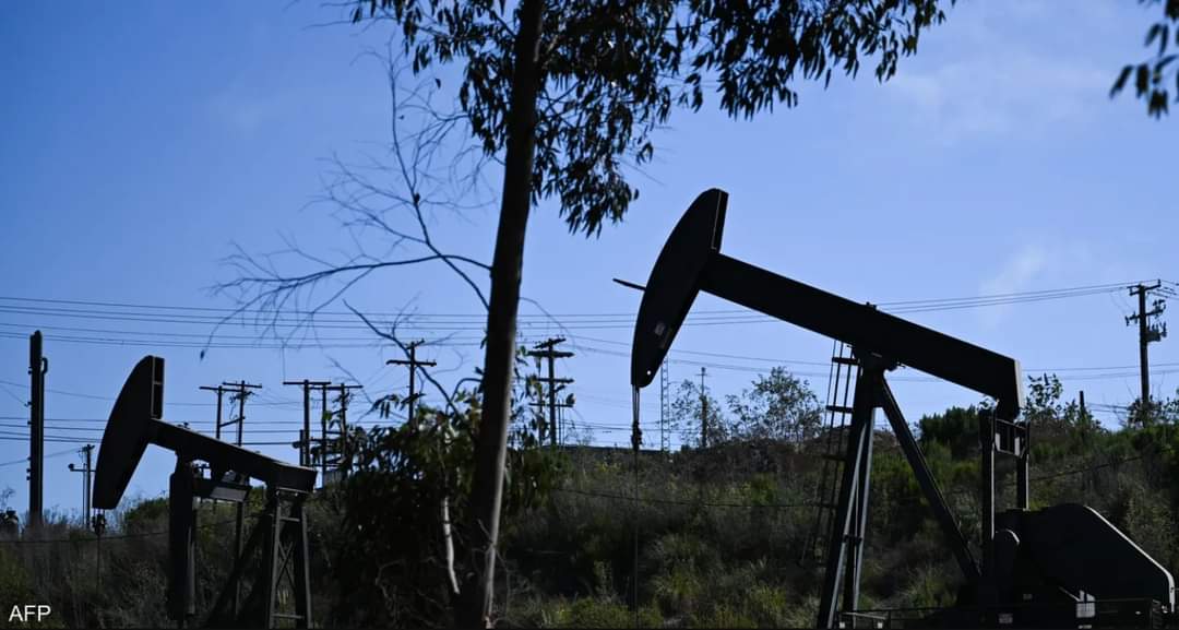 العراق يؤكد التزامه بتعويض زيادة الإنتاج في يناير