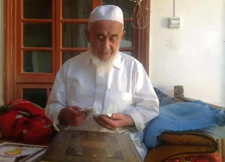 دون ذنب… إمام إيغوري ناهز عمره الـ95 يموت في سجن صيني