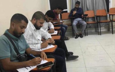 . مؤسسة الطلاب المتفوقين بعدن بالتنسيق مع إحدى الشركات تجري المقابلات الأولية لاختيار ممن تنطبق عليهم شروط شغل الوظائف
