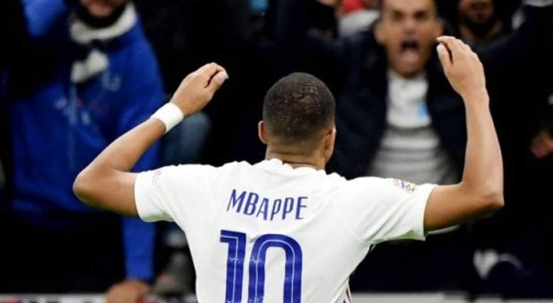 رسميا.. مبابي يوقع لريال مدريد