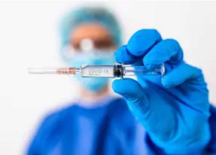 اضطرابات بالقلب والدماغ والدم.. أكبر دراسة عن اللقاحات تفجر مفاجآت
