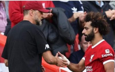 نجم أرسنال: ليفربول يفضل خسارة صلاح مقابل بقاء كلوب
