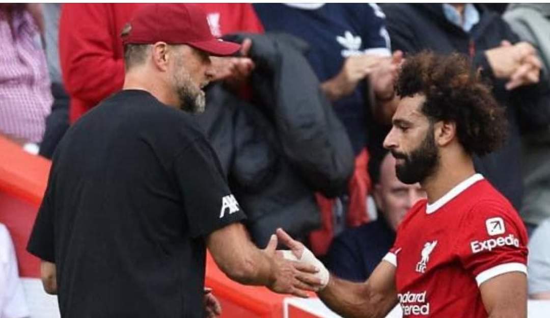 نجم أرسنال: ليفربول يفضل خسارة صلاح مقابل بقاء كلوب