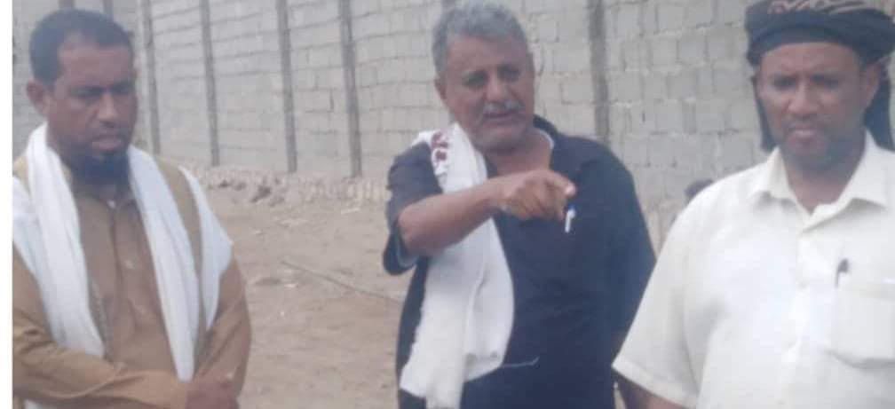 اليوسفي يتفقد الأعمال الجارية في مشروعي   الصرف الصحي المخزن وتأهيل  مجاري جعار