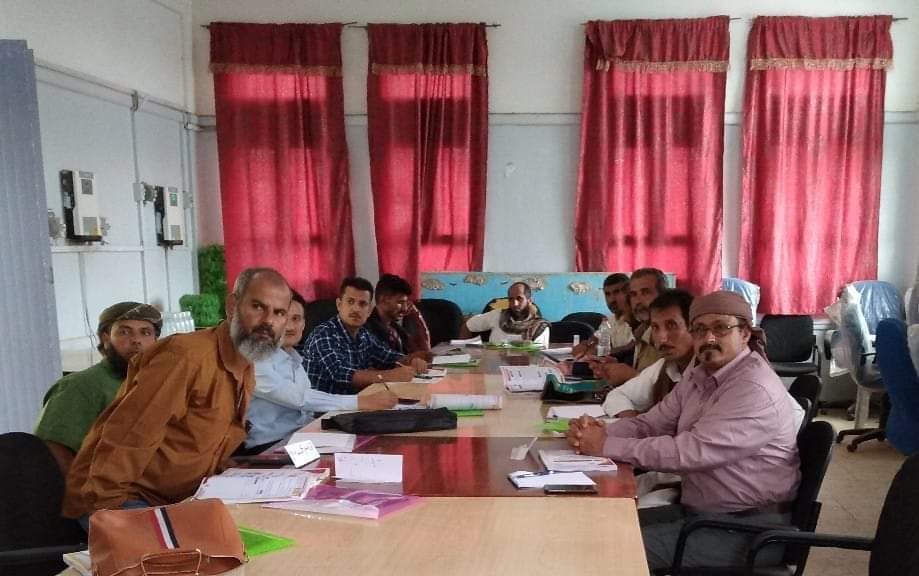 مدير عام مكتب التربية بمحافظة أبين يدشن الدورة التدريبية لمهارات واستراتيجيات تدريس مادة الرياضيات للصفوف من (1-3)
