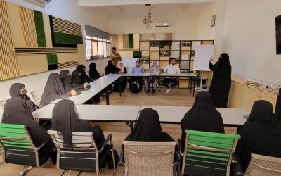 إدارة برنامج الشباب اليافعين بوزارة الصحة العامة قطاع السكان تقيم  دورة تدريبية في الاسعافات الأولية لفئة الصم والبكم بحضور الوكيل الشبحي