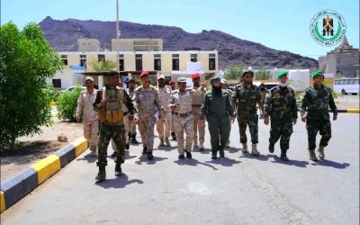 العميد الوالي يزور الكلية الحربية ومعهد تأهيل القادة والأركان بالعاصمة عدن