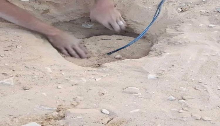 اللواء الأول دعم واسناد ييفكك عبوة ناسفة بمحافظة أبين