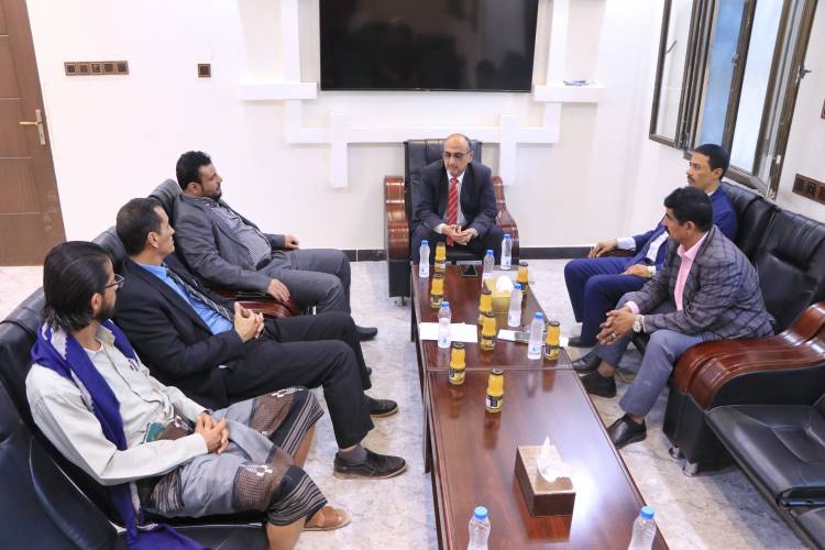 رئيس انتقالي شبوة يزور جامعة شبوة ويناقش سبل دعم الجامعة