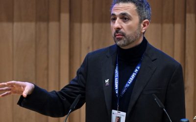 بريطاني من أصول سورية.. كيف صعد مصطفى سليمان إلى “مايكروسوفت”؟