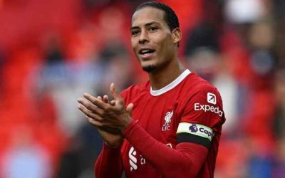 فان دايك الافضل عن شهر شباط في ليفربول