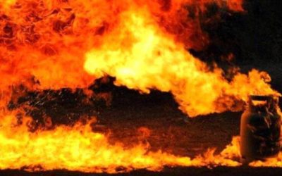 انفجار اسطوانة غاز يصيب أسرة بحروق بالغة في منطقة البساتين شمال عدن