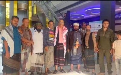 الجهوري والصلاحي يزورون سوق المحمل 2التجاري بيافع قبيل الأفتتاح