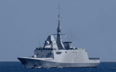 قائد المدمرة البريطانية دايموند في البحر الأحمر .. الحوثيون يهاجمون بصواريخ ثلاثة اضعاف سرعة الصوت