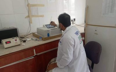 رفد مستشفى أحور بإجهزة متطورة لتحاليل وظائف  الكلى وانزيمات الكبد والفيروسات