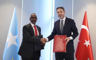 رسميا: الصومال توقع اتفاقية تعاون لاستخراج النفط والغاز مع تركيا