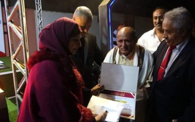 الإعلامية العدنية رندا عكبور تنتصر للمسرحي العدني سالم العباب