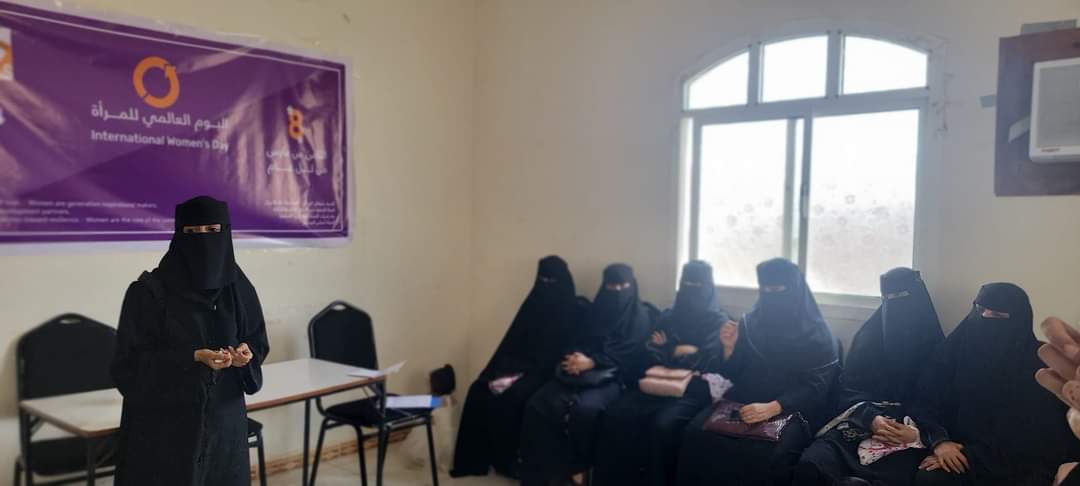 مؤسسة عدن للفنون والعلوم  تنظم ملتقى حواري بمناسبة اليوم العالمي للمرأة