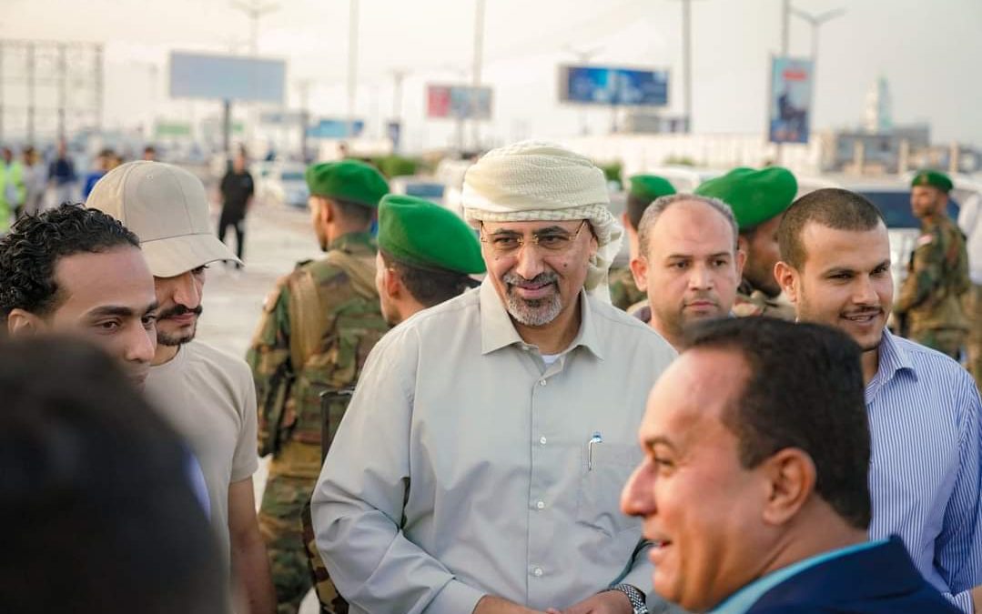 الرئيس القائد عيدروس الزُبيدي يشارك شباب عدن الإفطار السنوي السابع للمجلس العزابي بالعاصمة عدن
