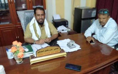 لقاء  يضم مدير عام خنفر “اليوسفي” ورئيس الهيئة التنفيذية لإنتقالي المديرية “بن عطاف “