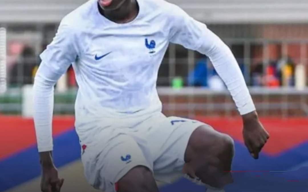 جدل في فرنسا.. استبعاد “الصائمين” من المنتخب