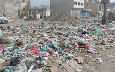 الحبيلين: جمال شارع العام يقابله معاناة في الشارع الخلفي