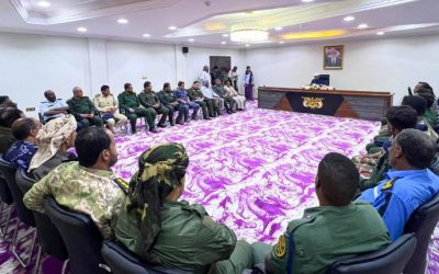 البحسني يثمّن تضحيات رجال الأمن والشرطة بساحل حضرموت ومساندتهم لرجال الجيش في جميع المهام العسكرية والأمنية