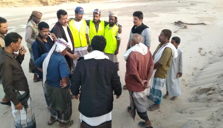 مدير عام رضوم يتفقد المواقع التي تعرضت للسيول بالمديرية ويلتقي لجنة الطوارئ بمنطقة جلعة