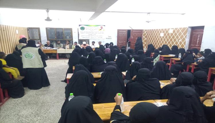 برعاية مدير عام خنفر .. مؤسسة حصن الخير تنظم أمسية رمضانية وتكرم عدداً من الامهات بمناسبة 21 مارس