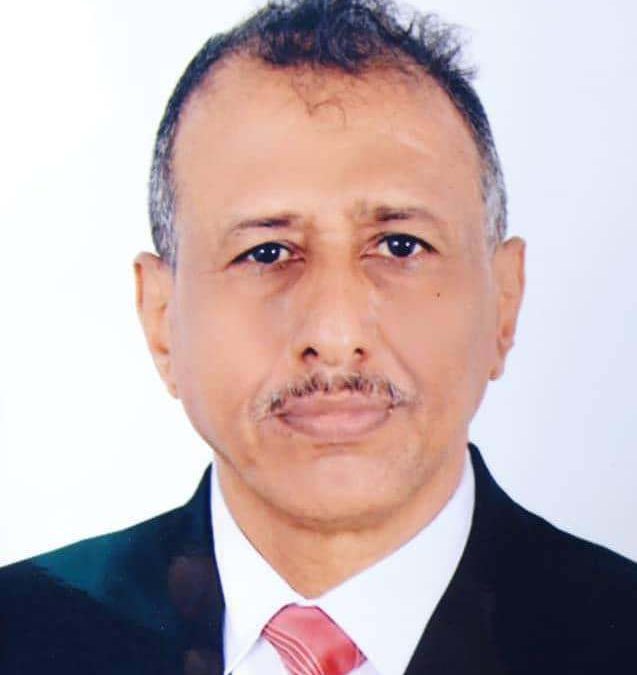 مدير عام الموارد المالية في محافظة أبين الاستاذ لخشع يشكر كل من قدم لهم واجب العزاء