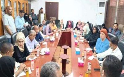 سلطة عدن تحشد الجهود لمكافحة خطر تفشي الكوليرا