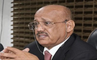 محافظ المركزي بعدن : الاتصالات والدفع الرقمي توفر فرص واعدة للوصول إلى الخدمات المالية