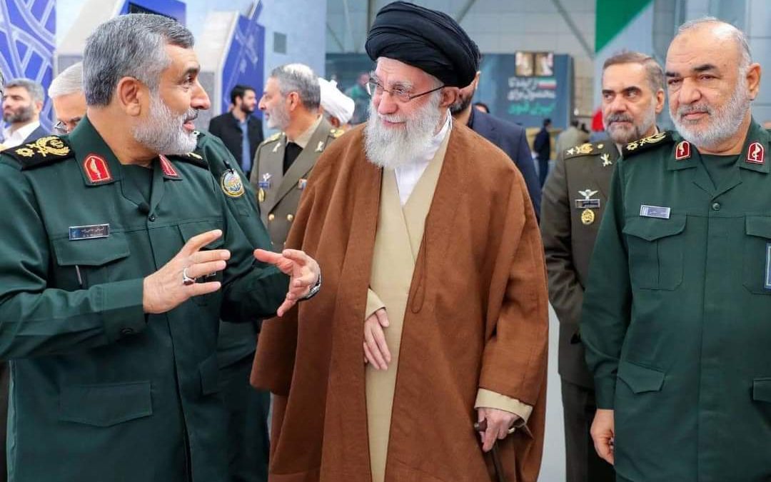 بسبب “الكيل بمكيالين”.. إيران تستدعي سفراء بريطانيا وفرنسا وألمانيا