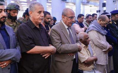 الكثيري يتقدم جموع مشيّعي نجل محافظ محافظة لحج