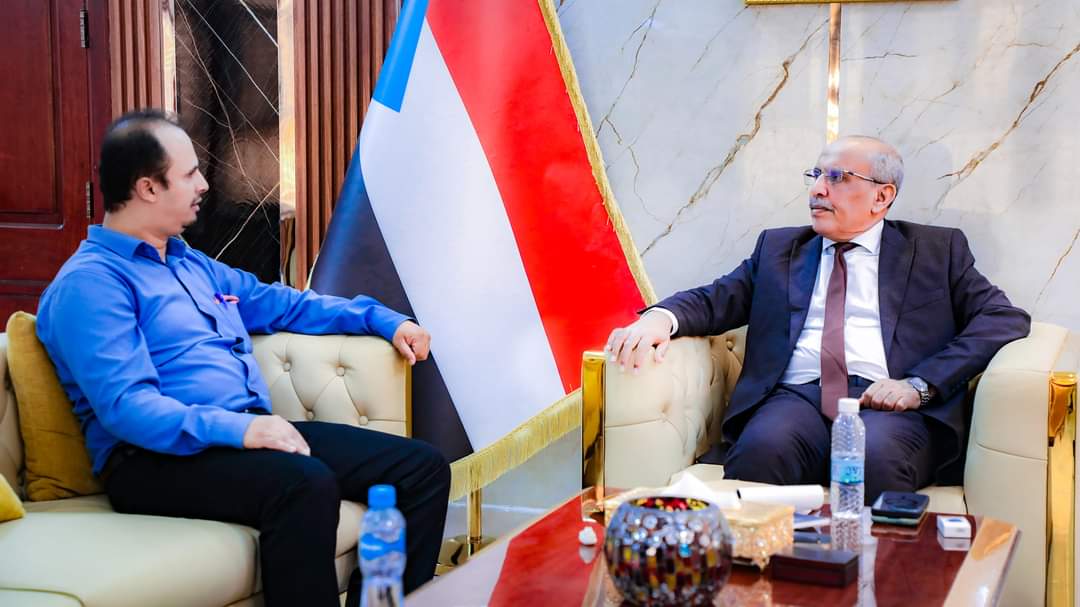الكثيري يؤكد على أهمية إعادة تشغيل مصنع الأكسجين الطبي بالعاصمة عدن
